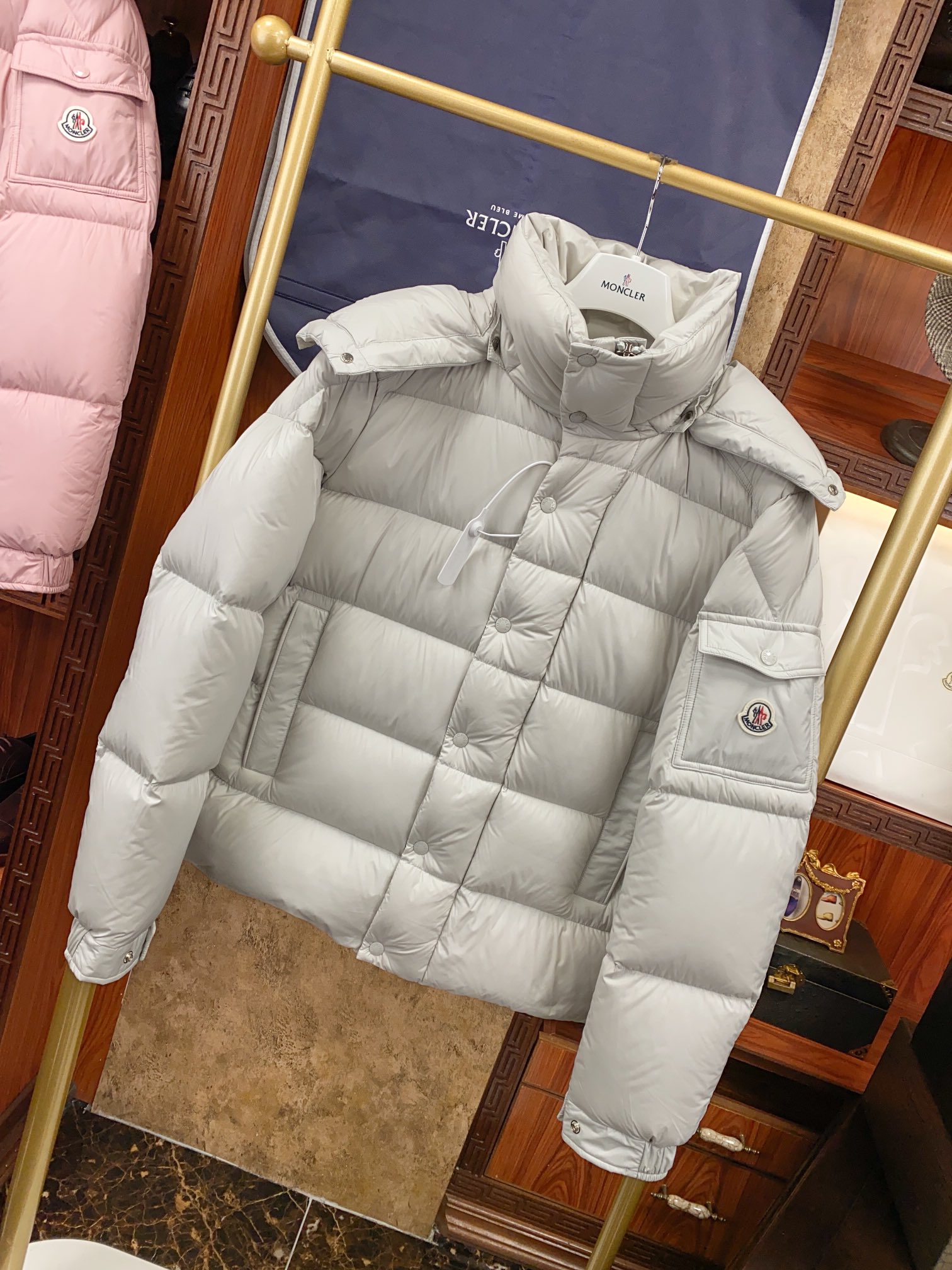 Moncler Herbst/Winter 2026 Hanovcrtan Daunenjacke Größe S-2XL