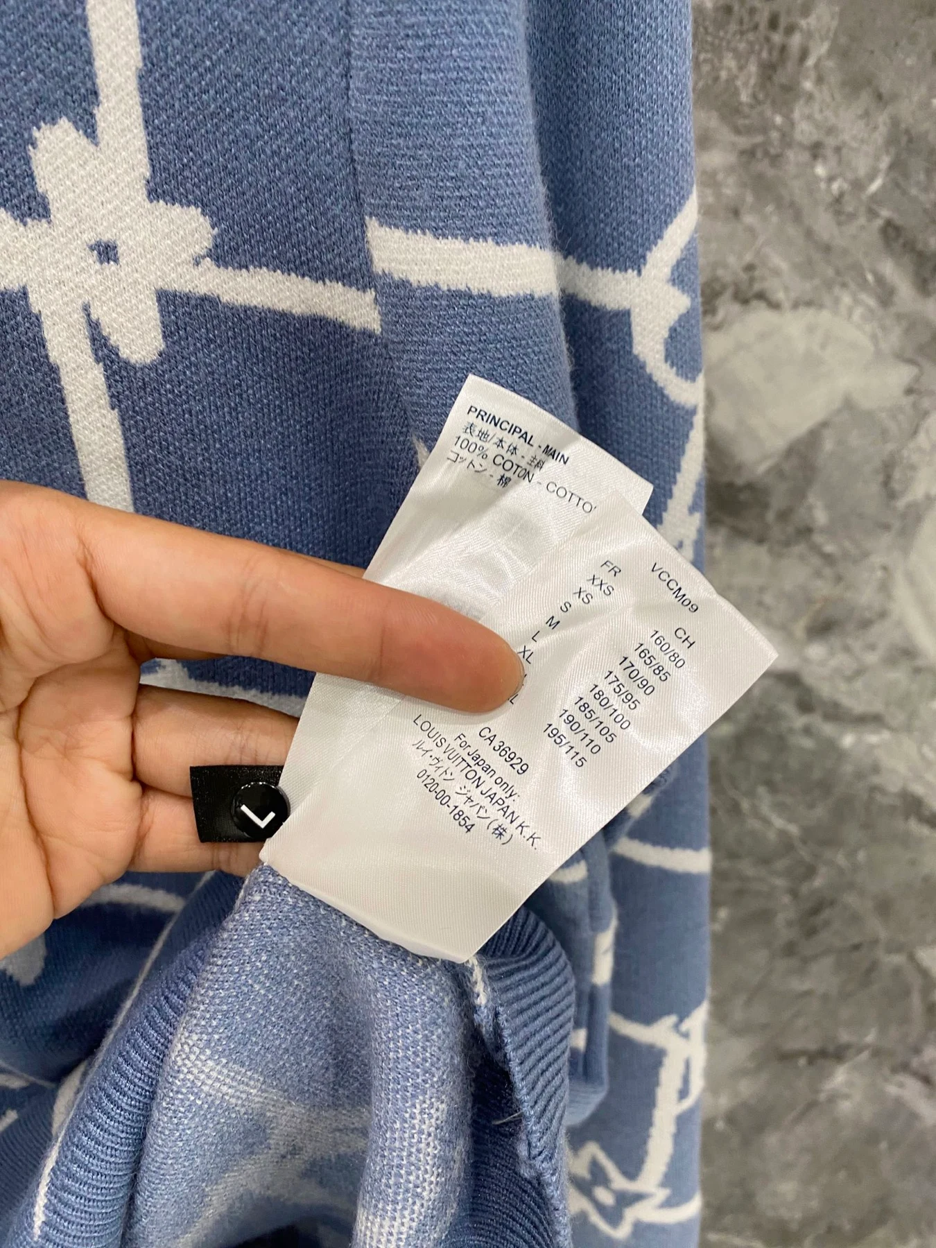 Louis Vuitton 25FW gestrickt Blau Sweatshirts EZ845787