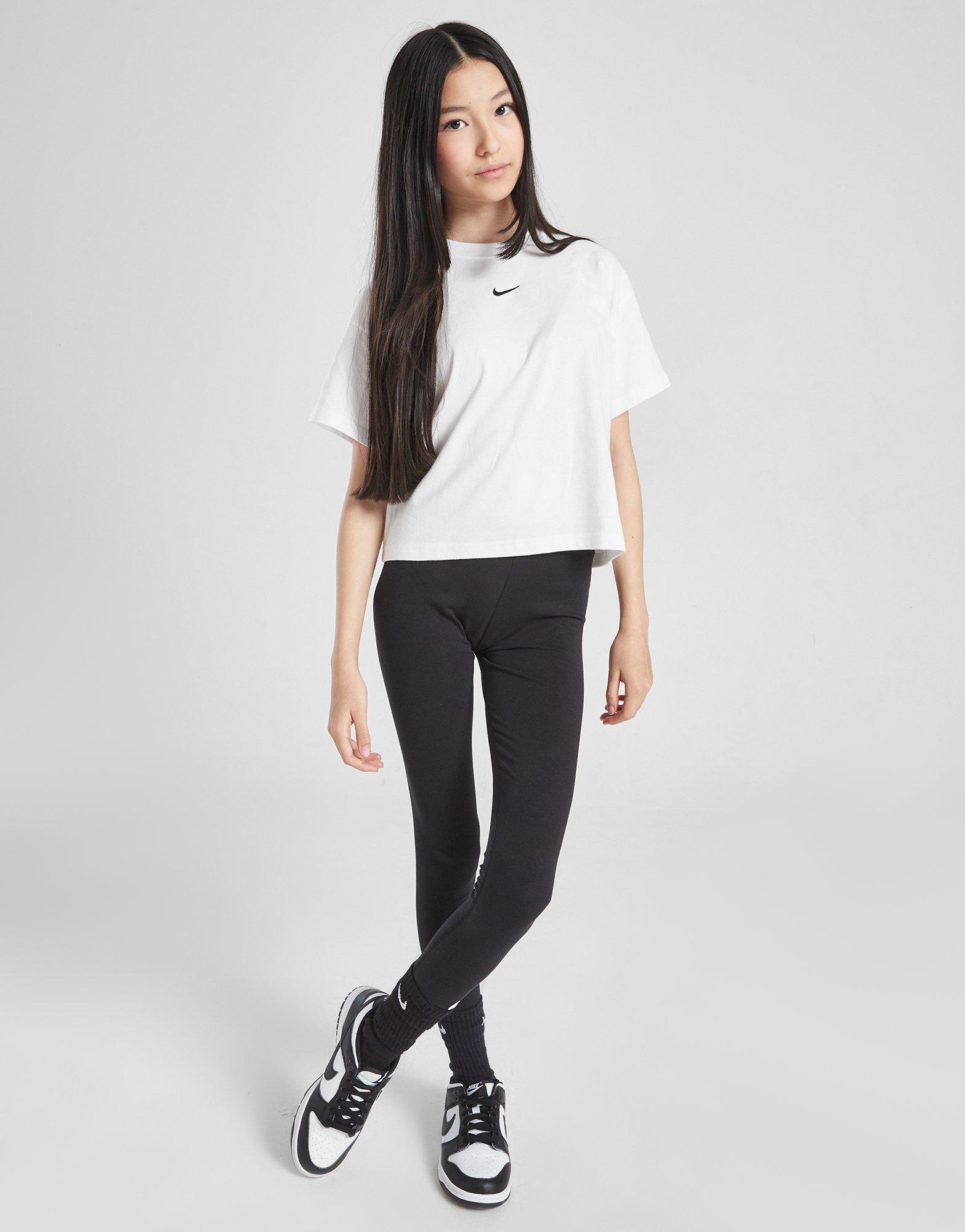 Nike Girls' Boxy Essential T-Shirt Kinder