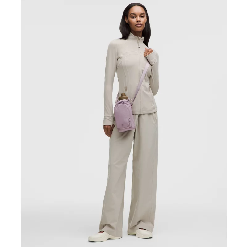 Water Bottle Crossbody with Front Pocket 2L