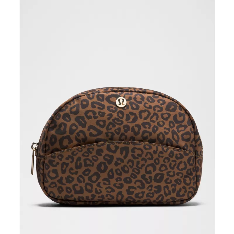 City Essentials Pouch 4L