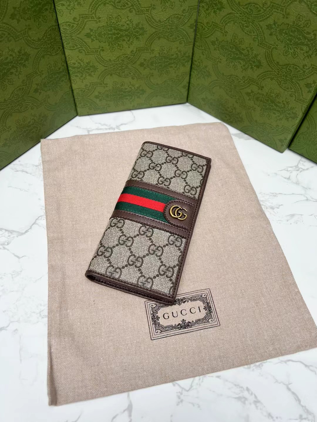 GG Supreme premium 672987