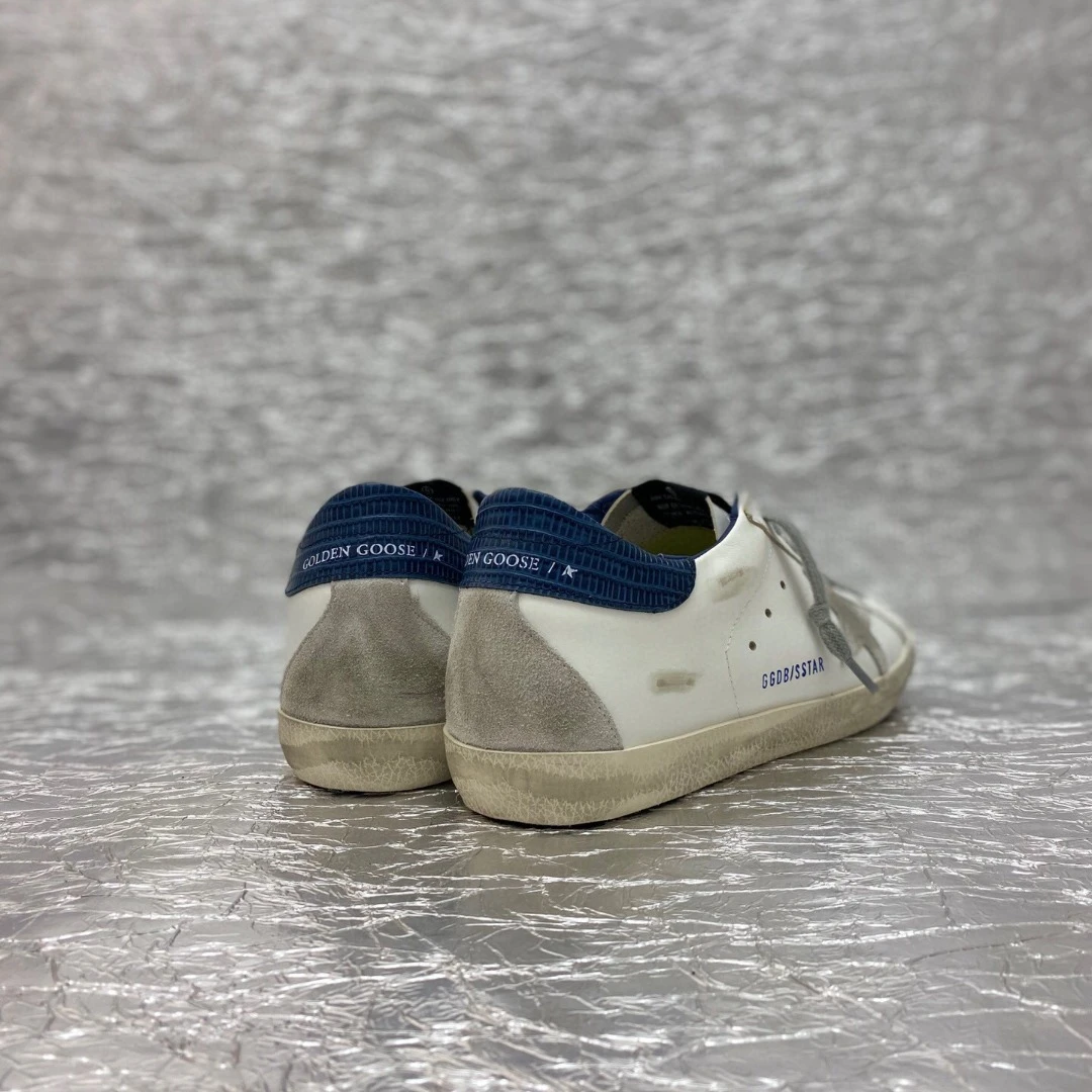 Golden Goose Super Star Dirty shoes made of top-grain cowhide