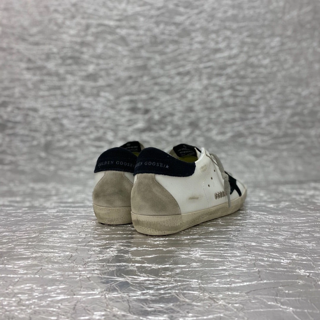 Golden Goose Super Star Dirty shoes made of top-grain cowhide