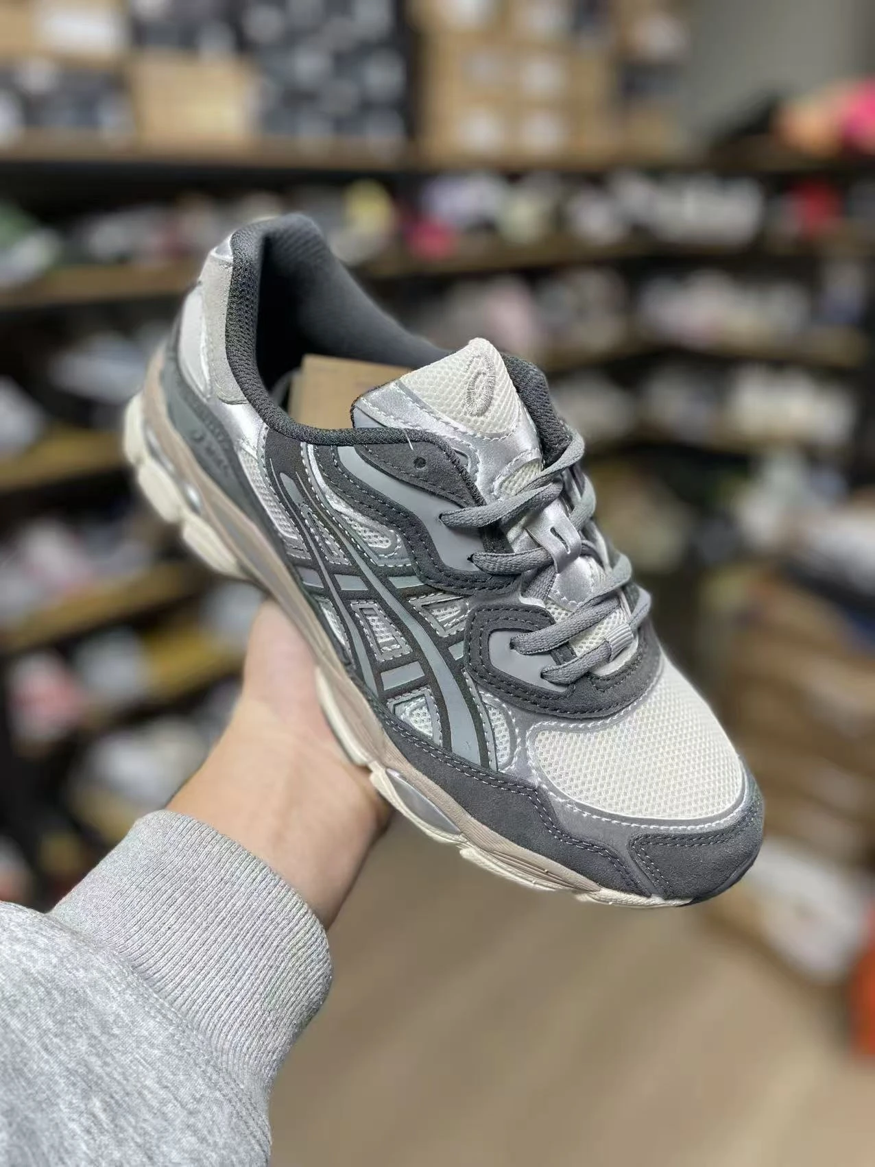 ASICS shoes, top quality