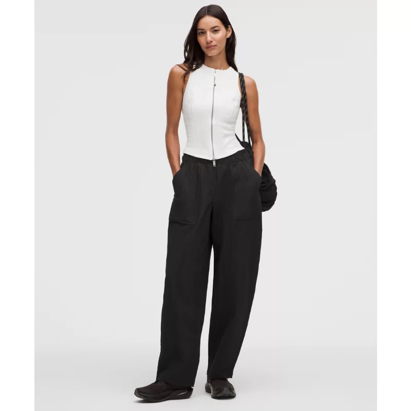 Crinkle Nylon Mid-Rise Barrel-Leg Pant Short