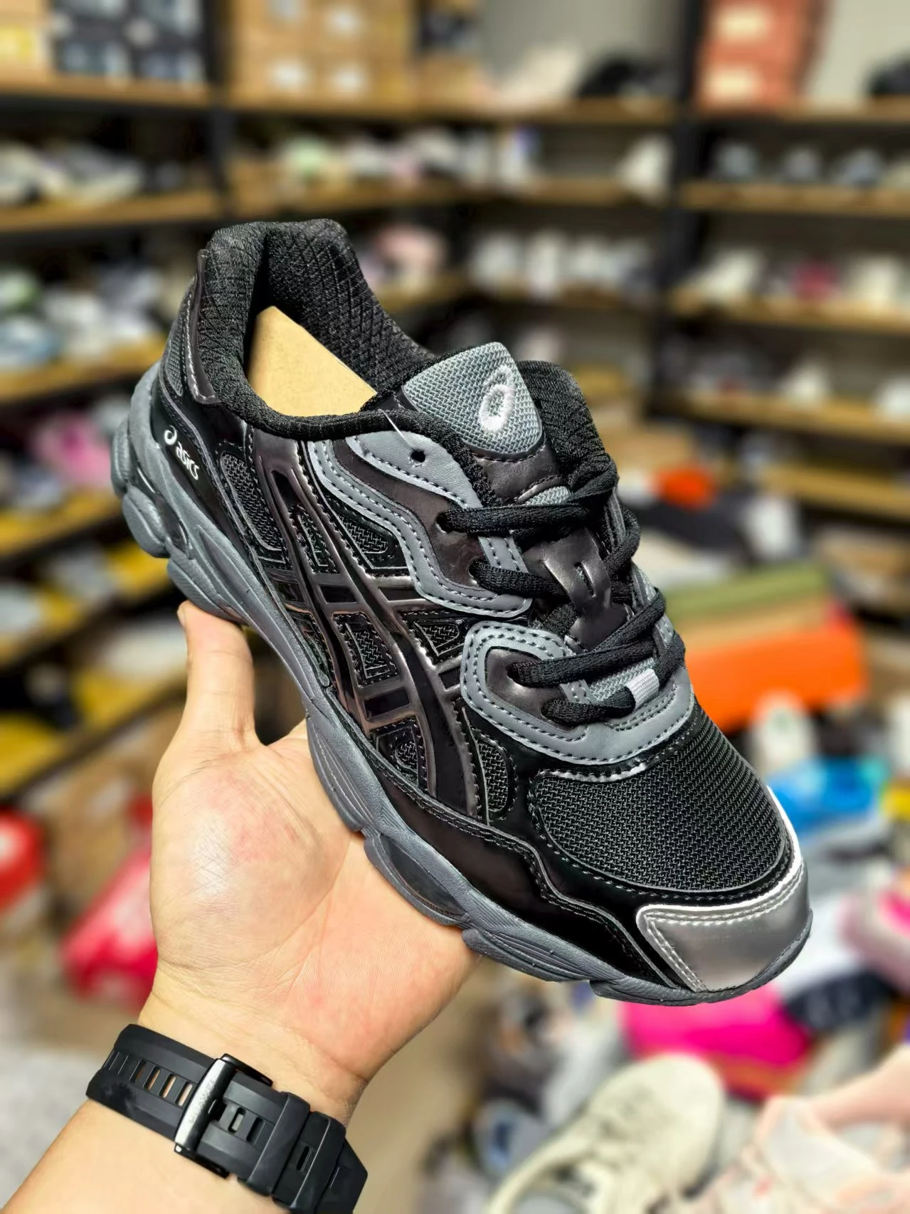 ASICS shoes, top quality