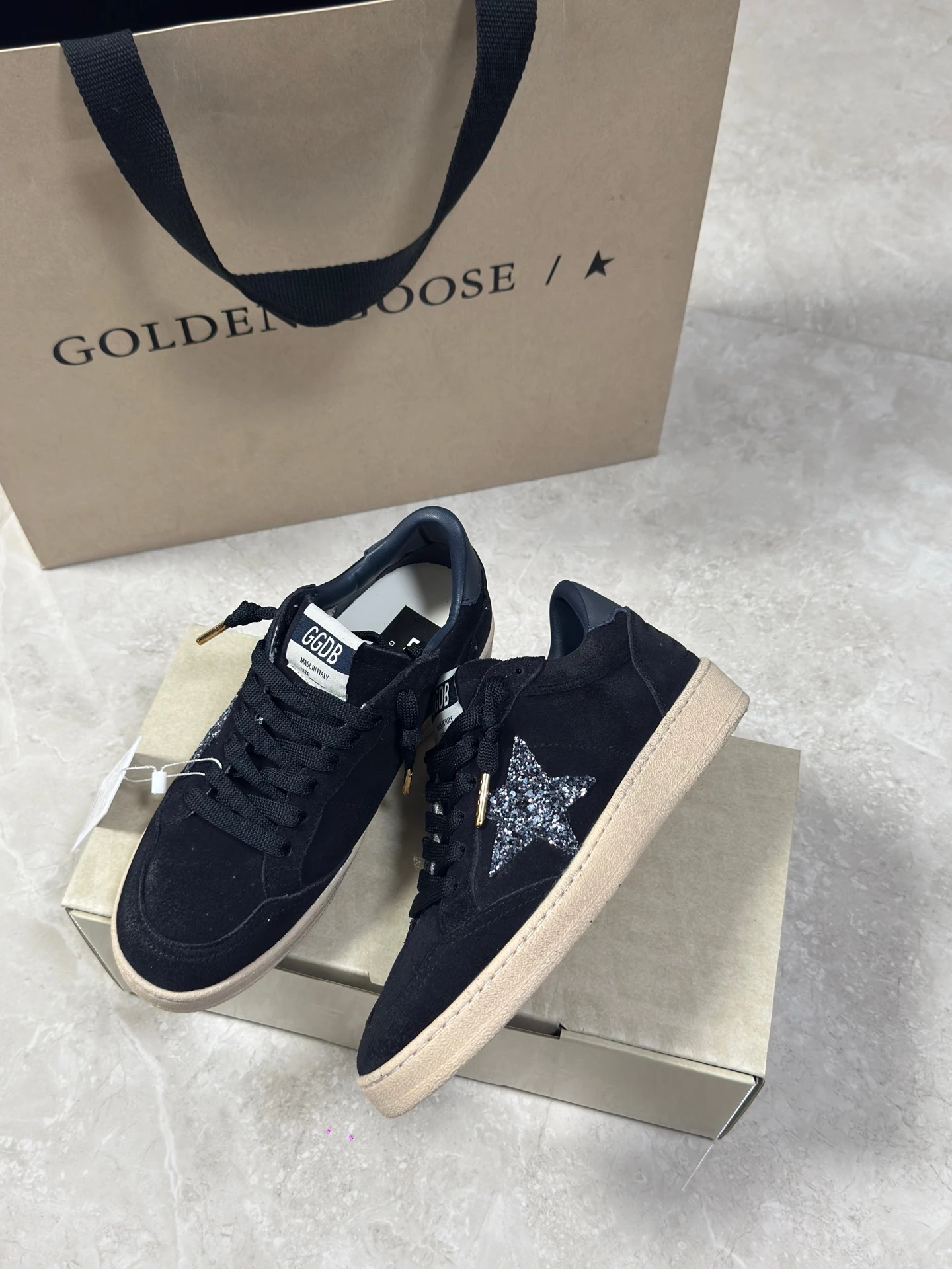 Golden Goose Super Star Dirty shoes made of top-grain cowhide