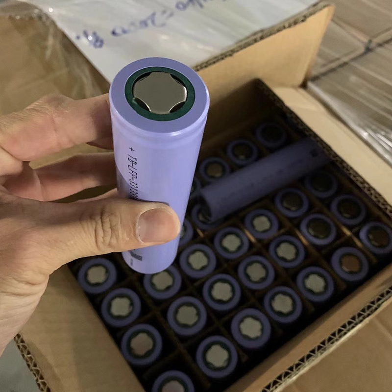 33138 3.2v 14.5ah Cylindrical Lithium Ion Batteries