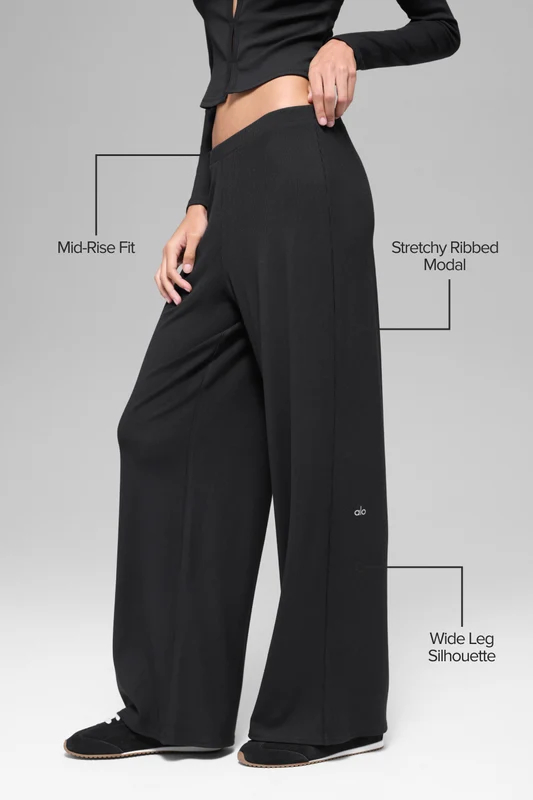 Mid-Rise Dreamlight Straight Pant