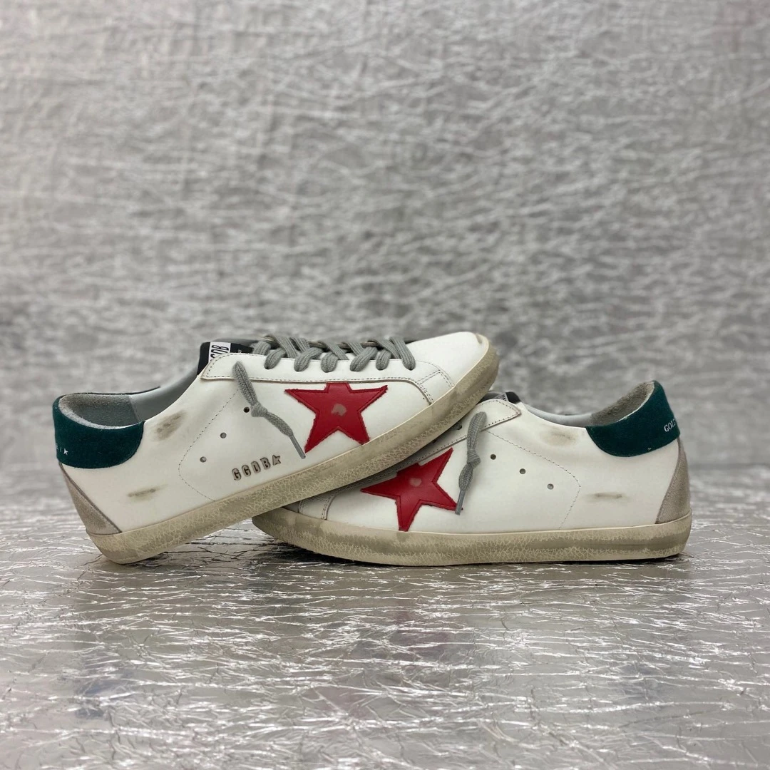Golden Goose Super Star Dirty shoes made of top-grain cowhide