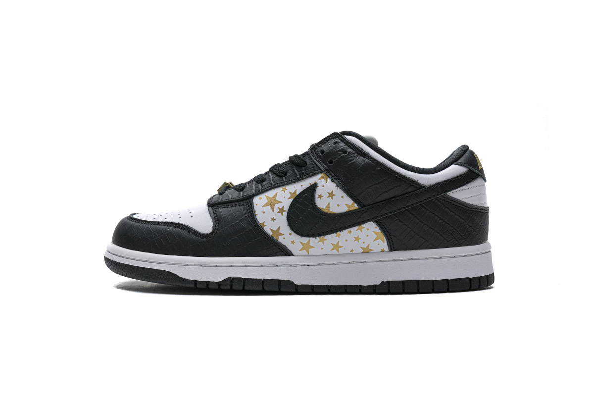 Nike SB Dunk Low Supreme Stars Black DH3228-102