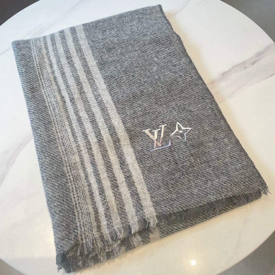 Louis new arrival scarf size: 60*190 cm 023