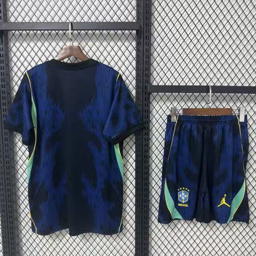 26 27 Brazil away fan kit