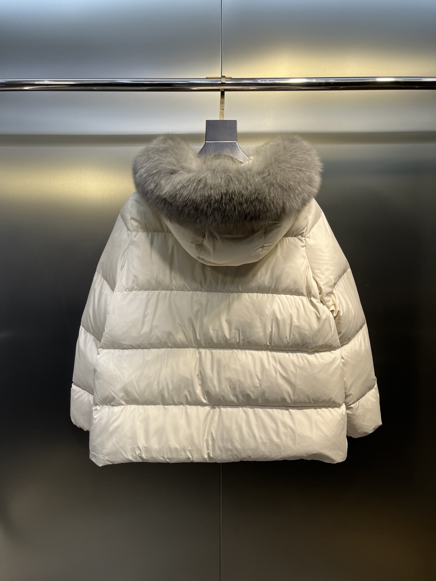 Moncler Herbst/Winter 2026 Daunenjacke Größe S-XL