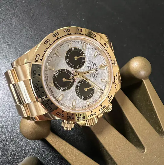 Rolex Cosmograph Daytona 18k Yellow Gold Men's Watch 116508-0015