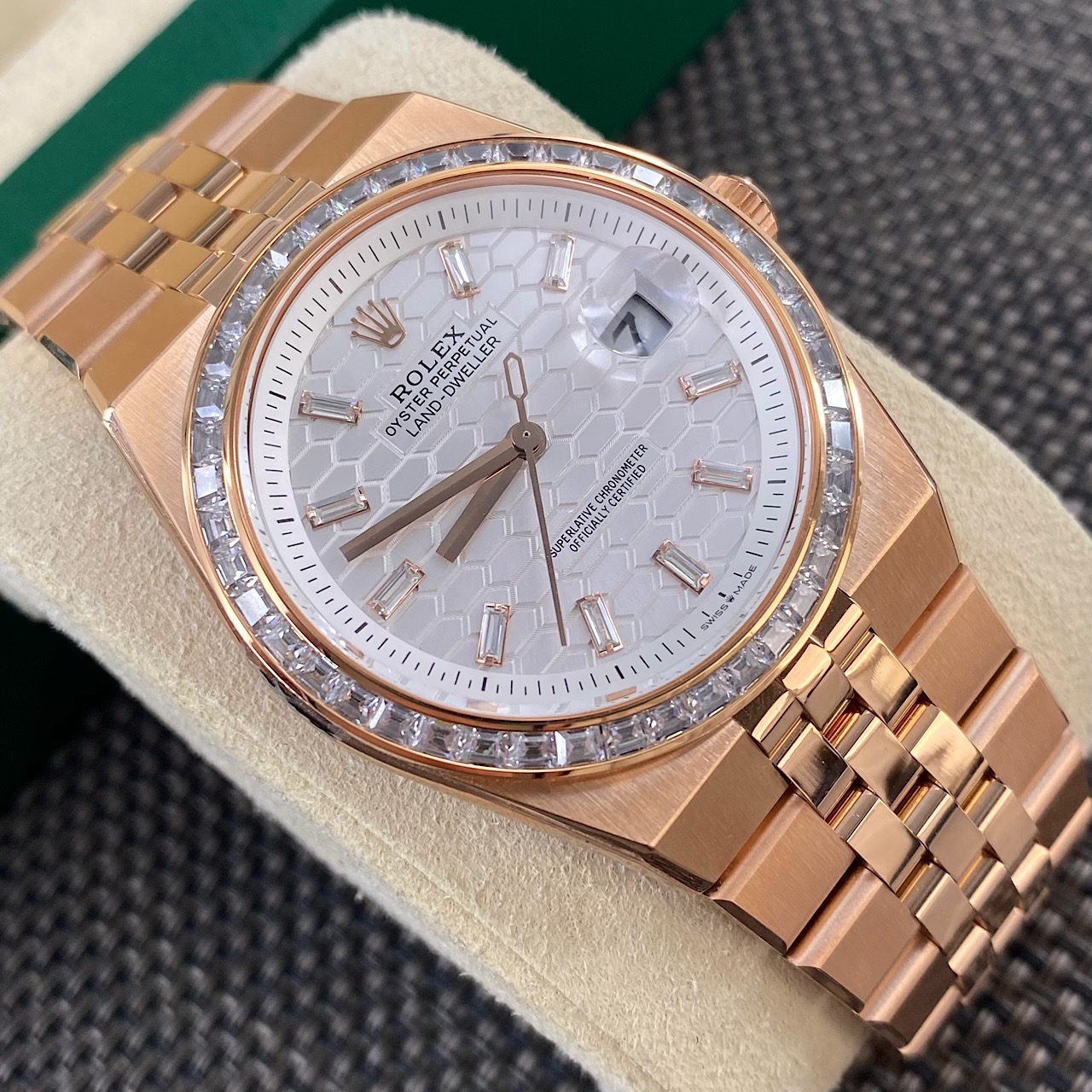 Rolex Land-Dweller 40 Oyster 40mm Everose gold and diamonds  M127385TBR-0003
