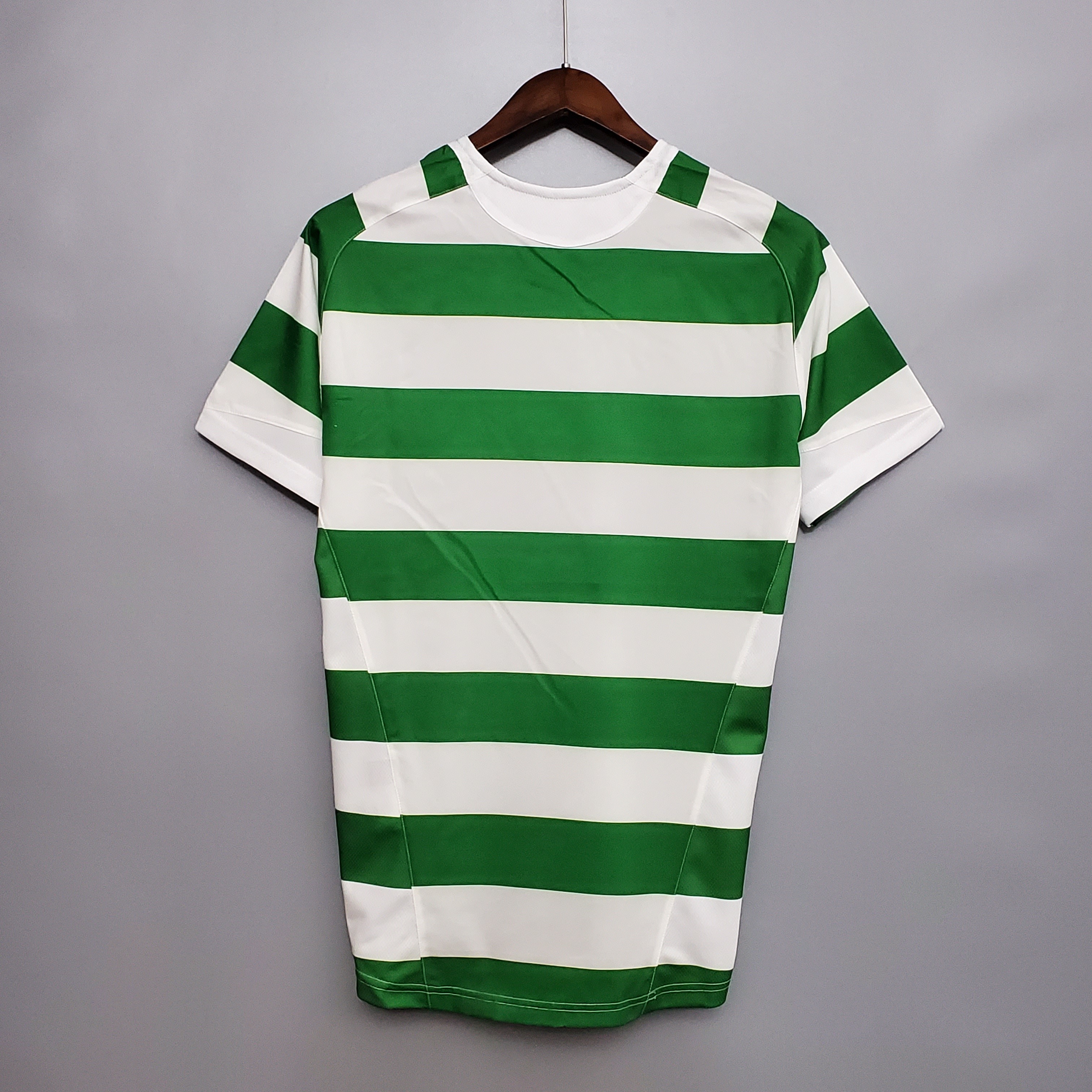 2005/2006 Celtics home Retro Football Shirt