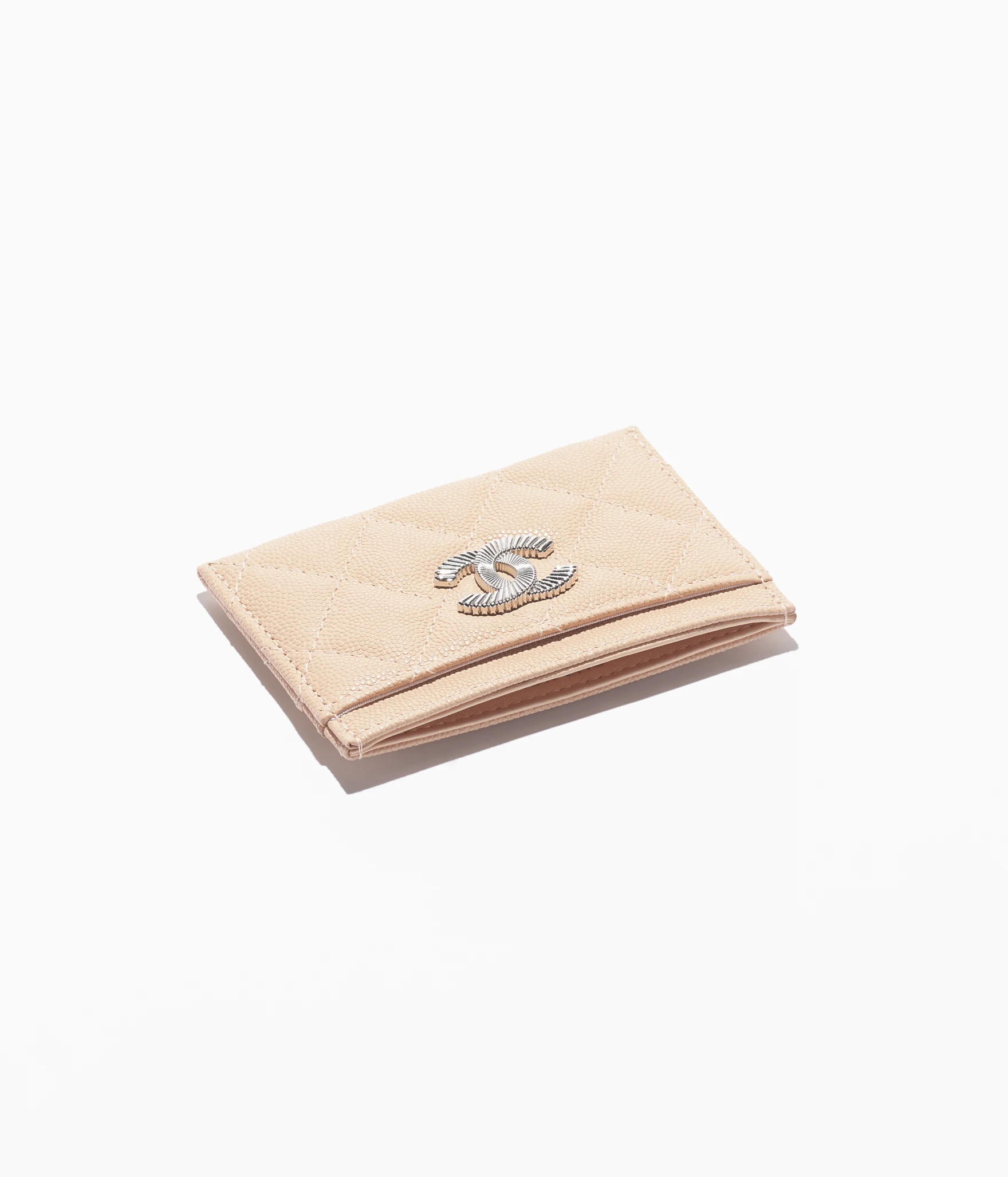 Card Holder Shiny Grained Calfskin & Silver-Tone Metal Beige