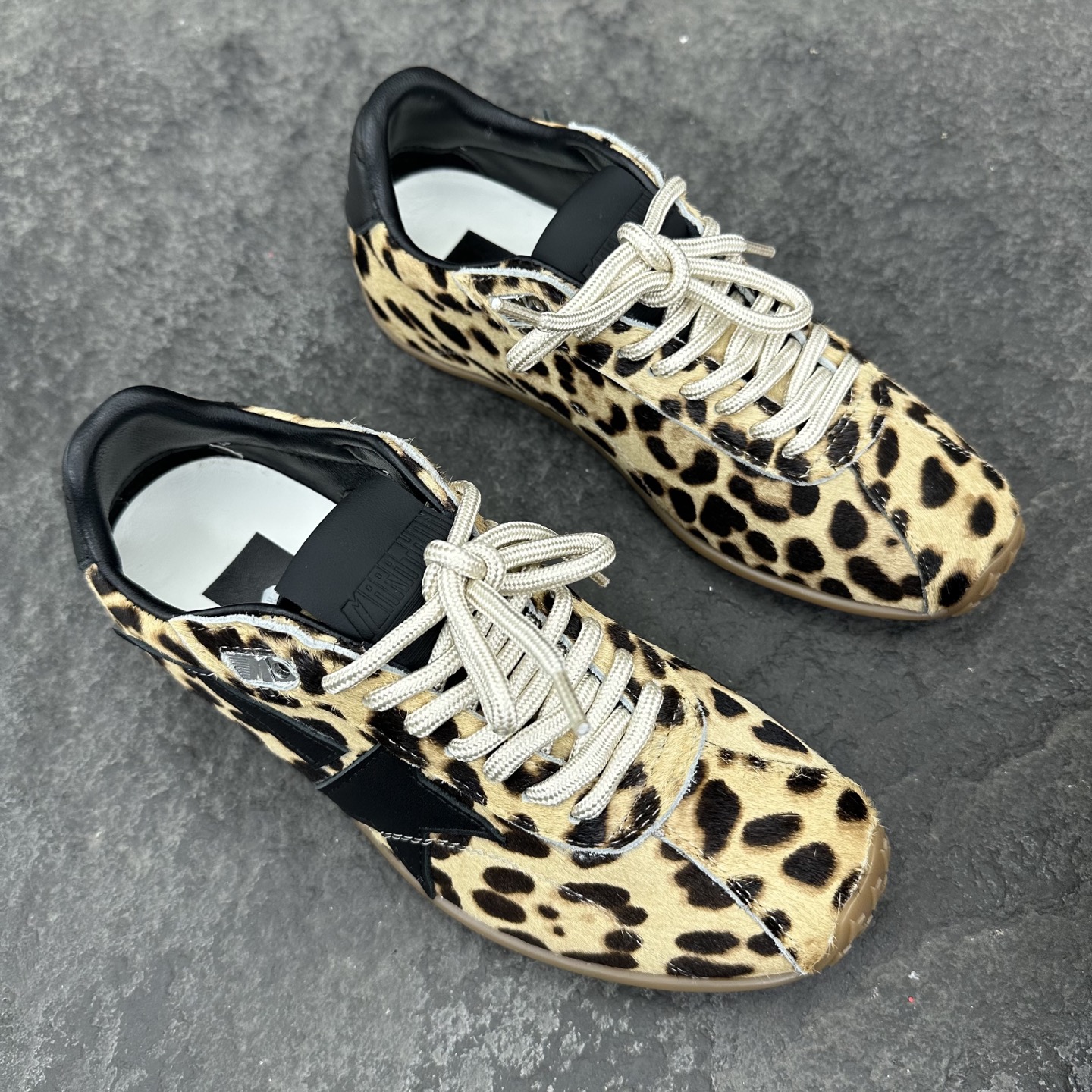 GGDB Sneaker Slippers Size 36-45