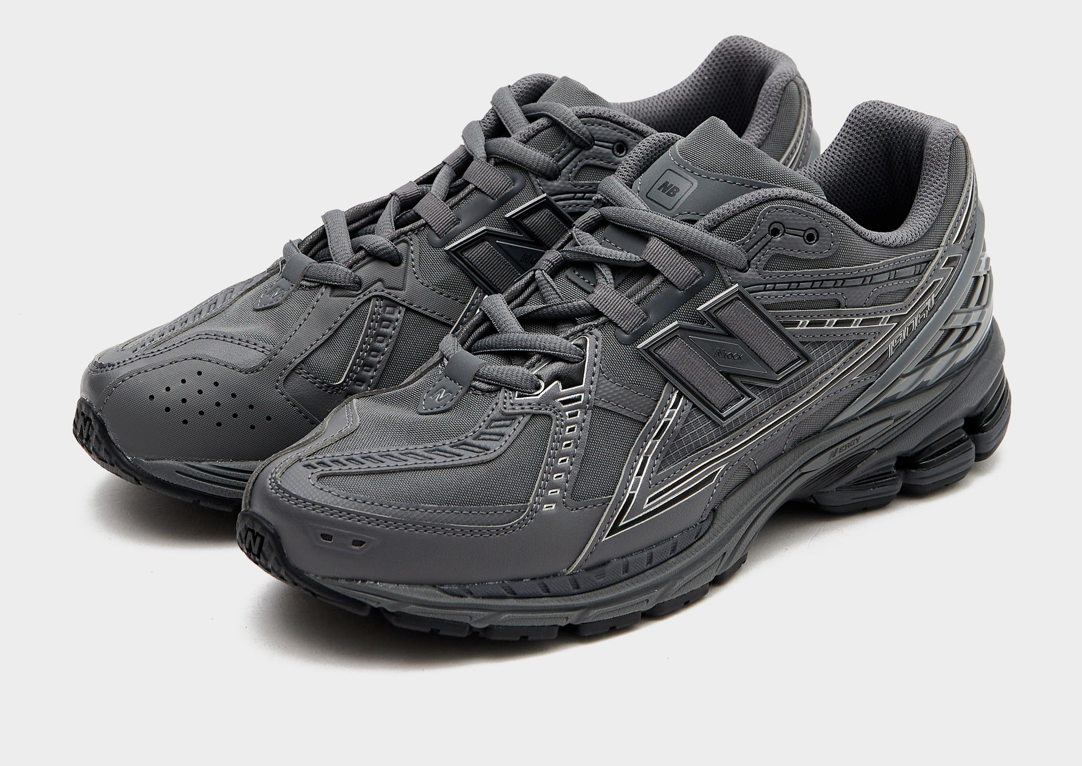 New Balance 1906R