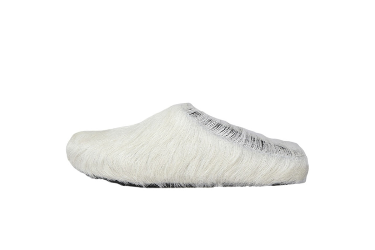 Marni Long hair Calfskin Fussbett Sabot White SBMR000600P412200W02