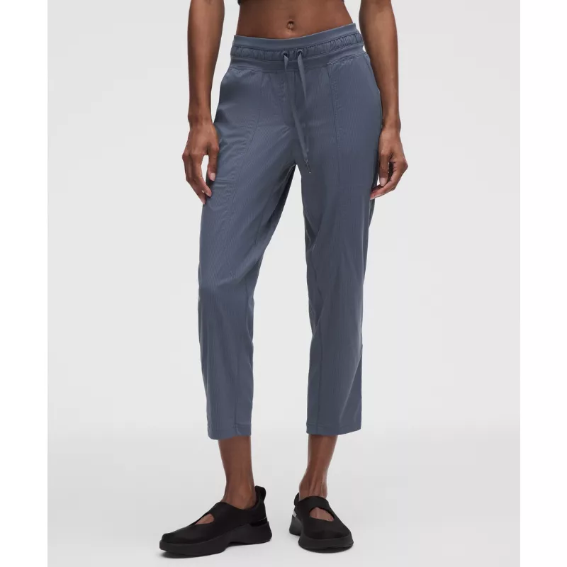 Dance Studio Mid-Rise Cropped Pant