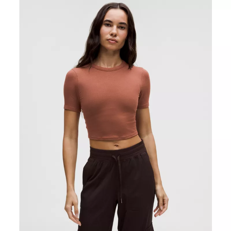 Hold Tight Straight-Hem Cropped T-Shirt