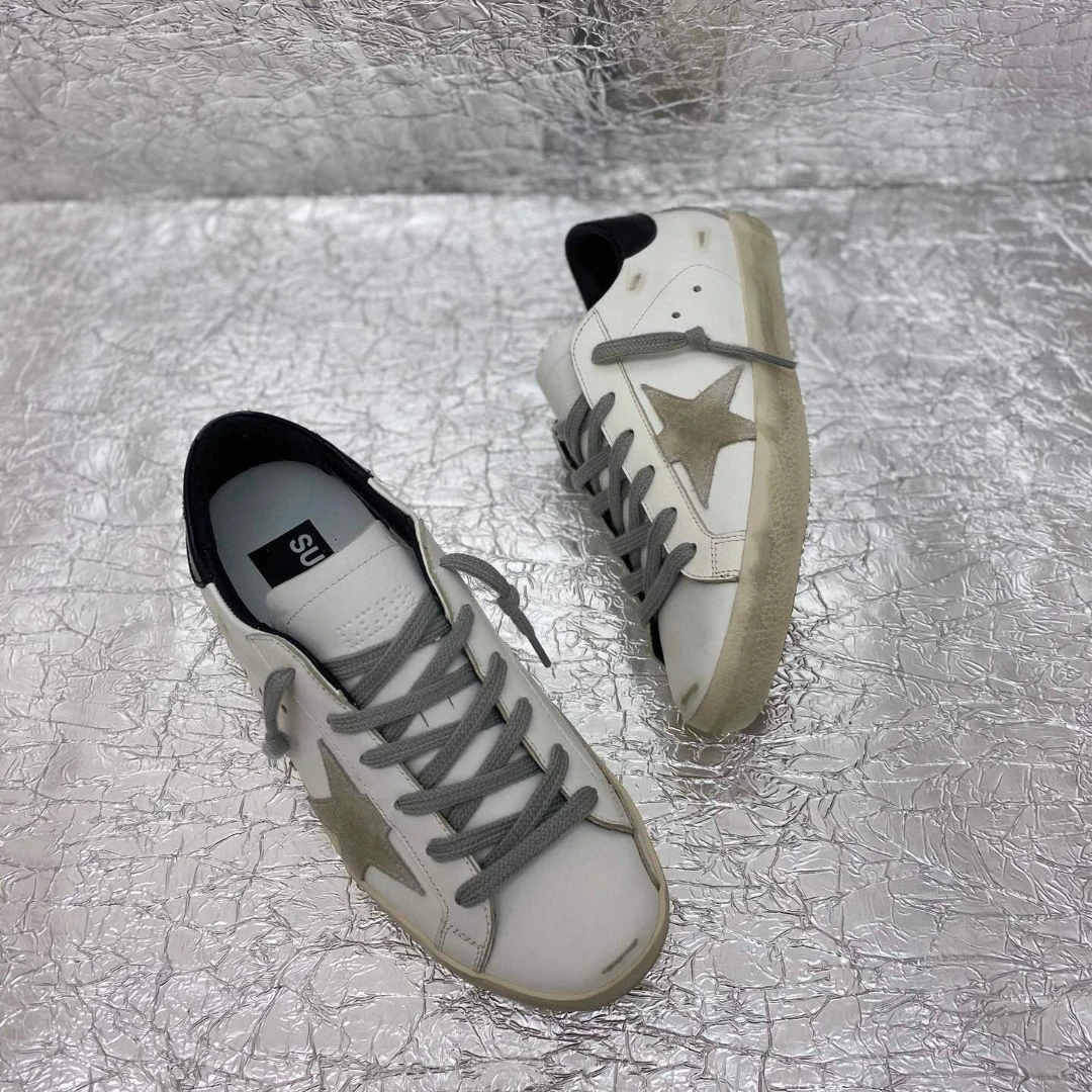 Golden Goose Super Star Dirty shoes made of top-grain cowhide