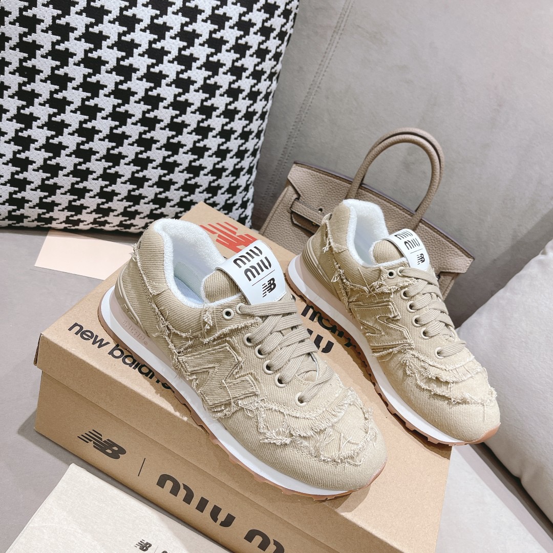 MiuMiu x New Balance Sneaker Size 35-41