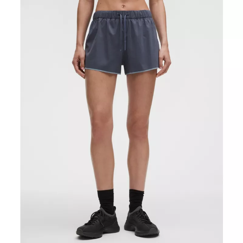 Two-Toned Mid-Rise Track Short 3