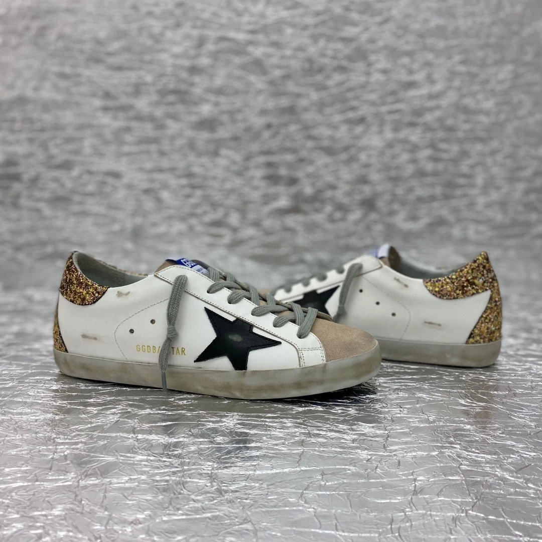 Golden Goose Super Star Dirty shoes made of top-grain cowhide