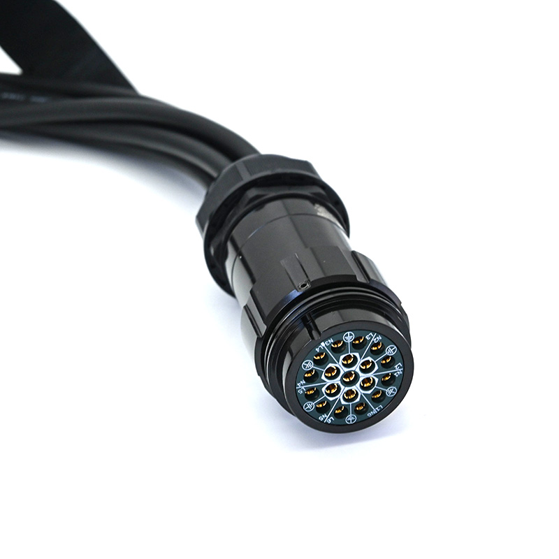 Soca to Powercon Break in Cable TR309-1-BLK