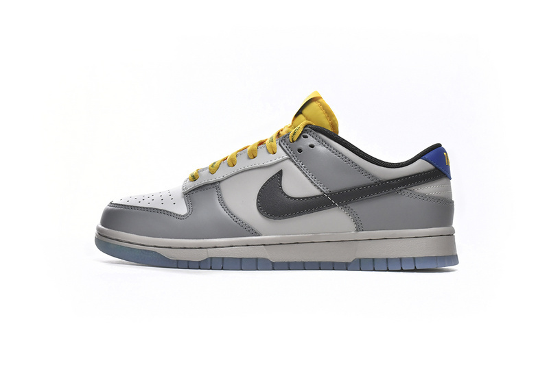 Nike Dunk Low North Carolina A&T DR6187-001