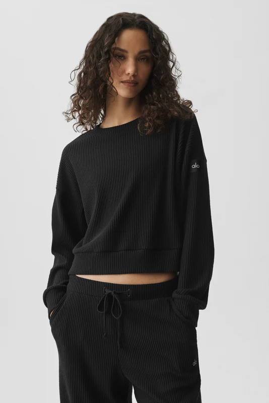 Muse Crew Neck Pullover