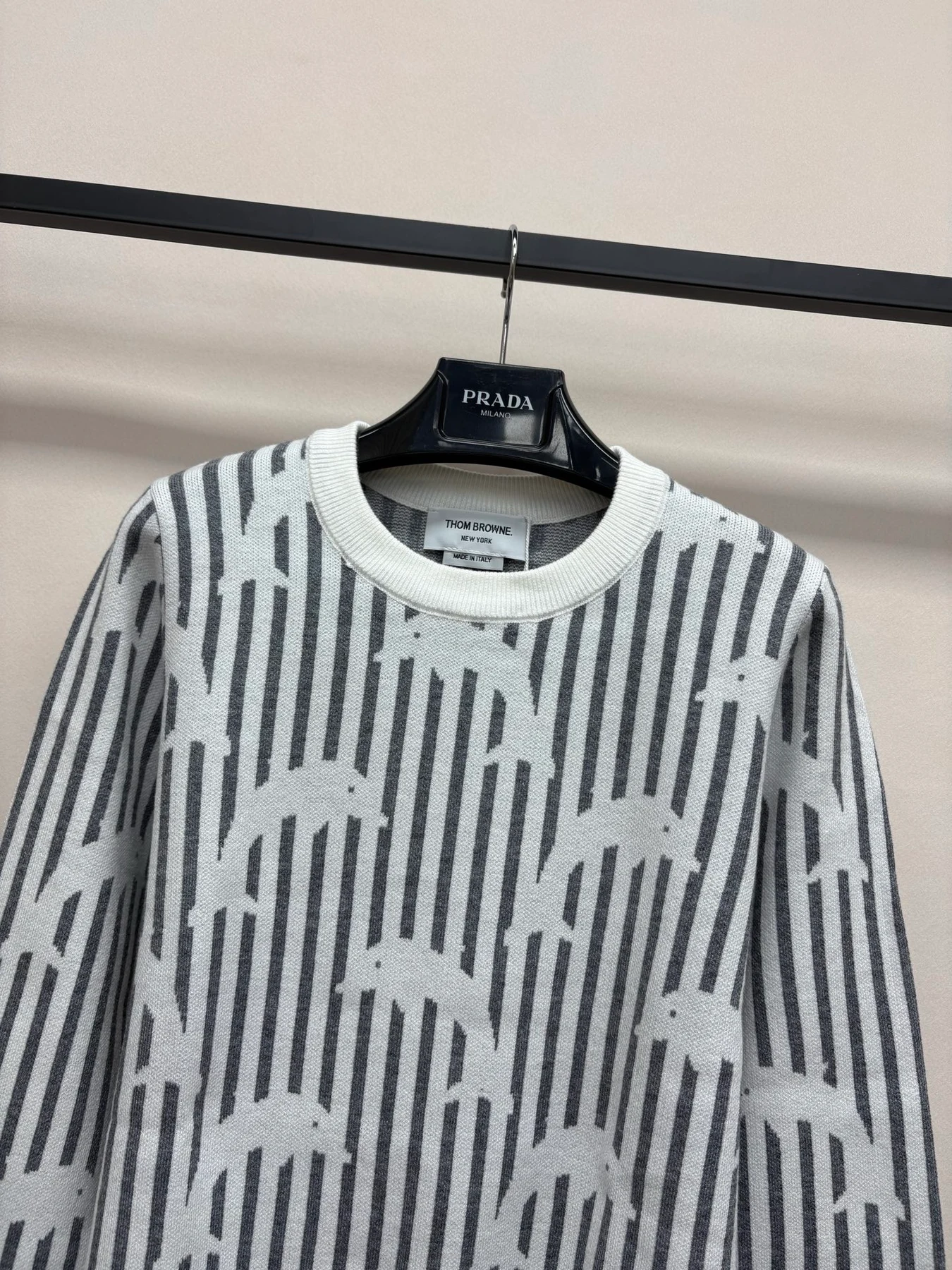 Thom Browne 25FW Delfin Jacquard Strick Grau SML Sweatshirts TB500688