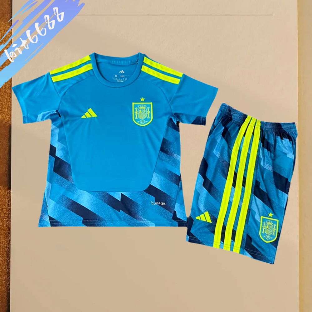 2026 Spain Goalkeeper long sleeves Football Shirt (Kids Kit socks )