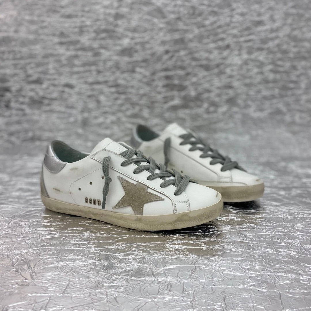 Golden Goose Super Star Dirty shoes made of top-grain cowhide