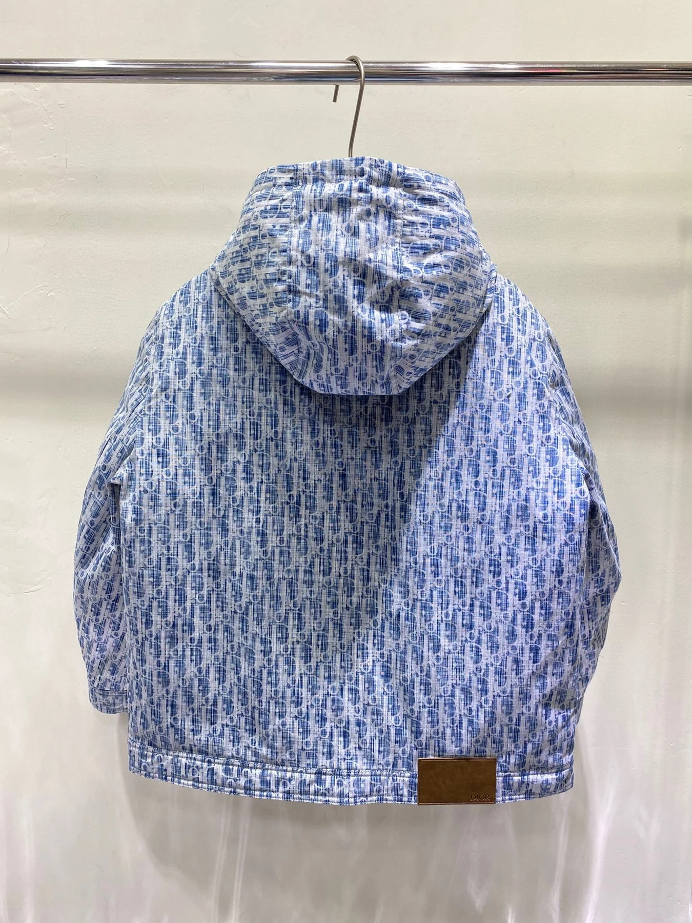 Dior Kapuzen-Daunenjacke blau Daunenjacken PN548503