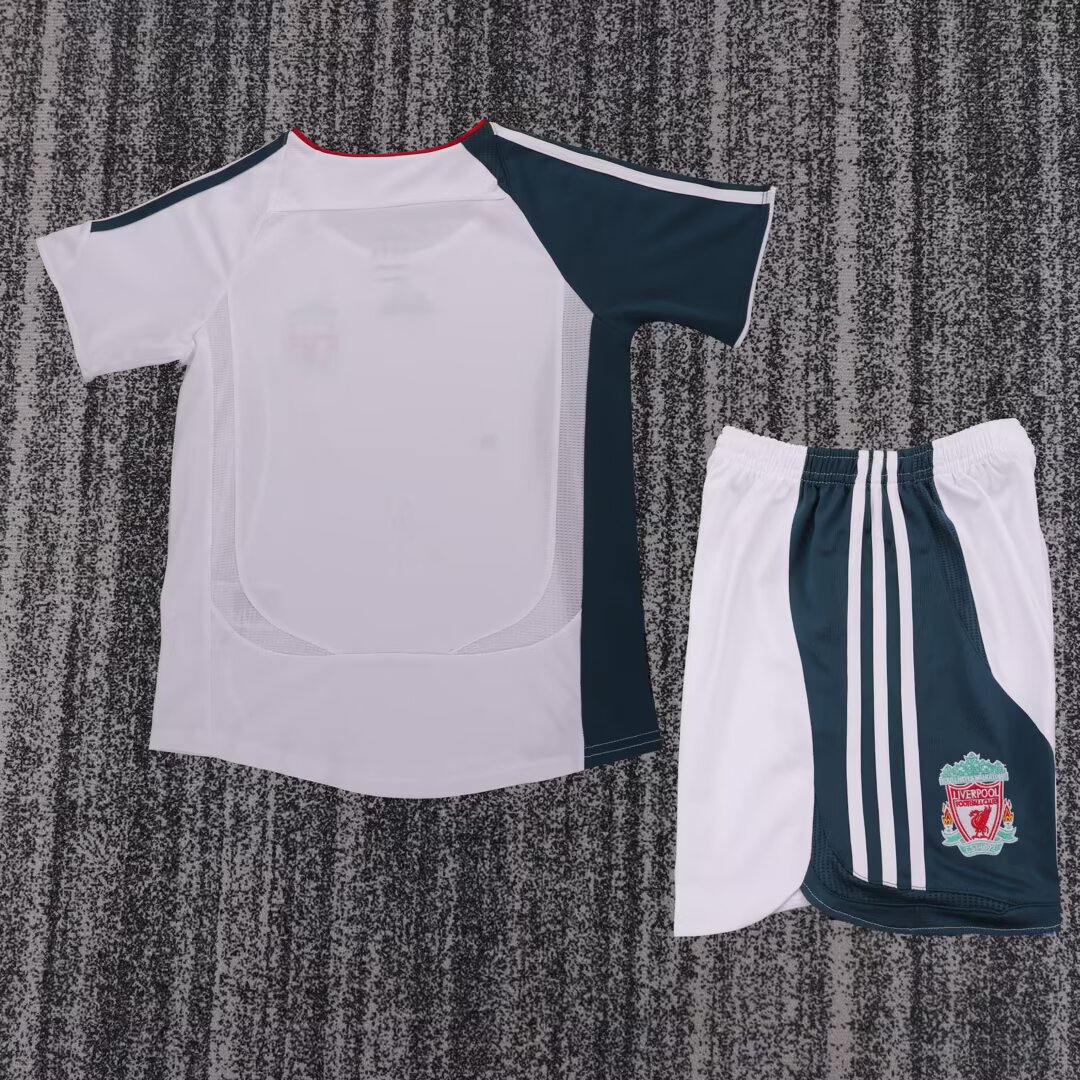 06/08 Liverpool Away Retro Football Shirt (Kids Kit）