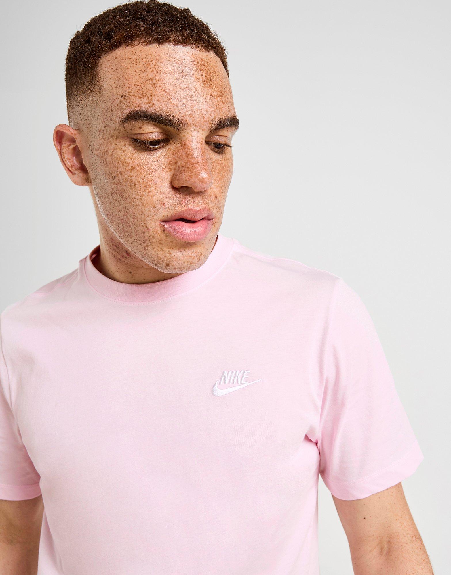 Nike Sportswear Club T-Shirt