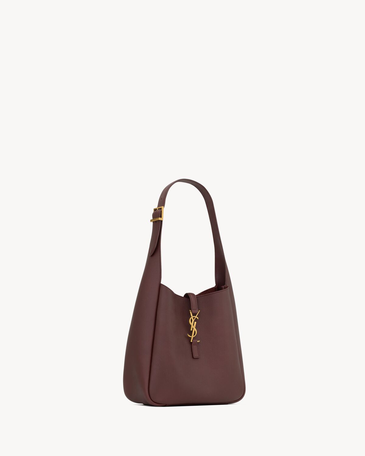 le 5 à 7 supple small in grained leather ROUGE LEGION