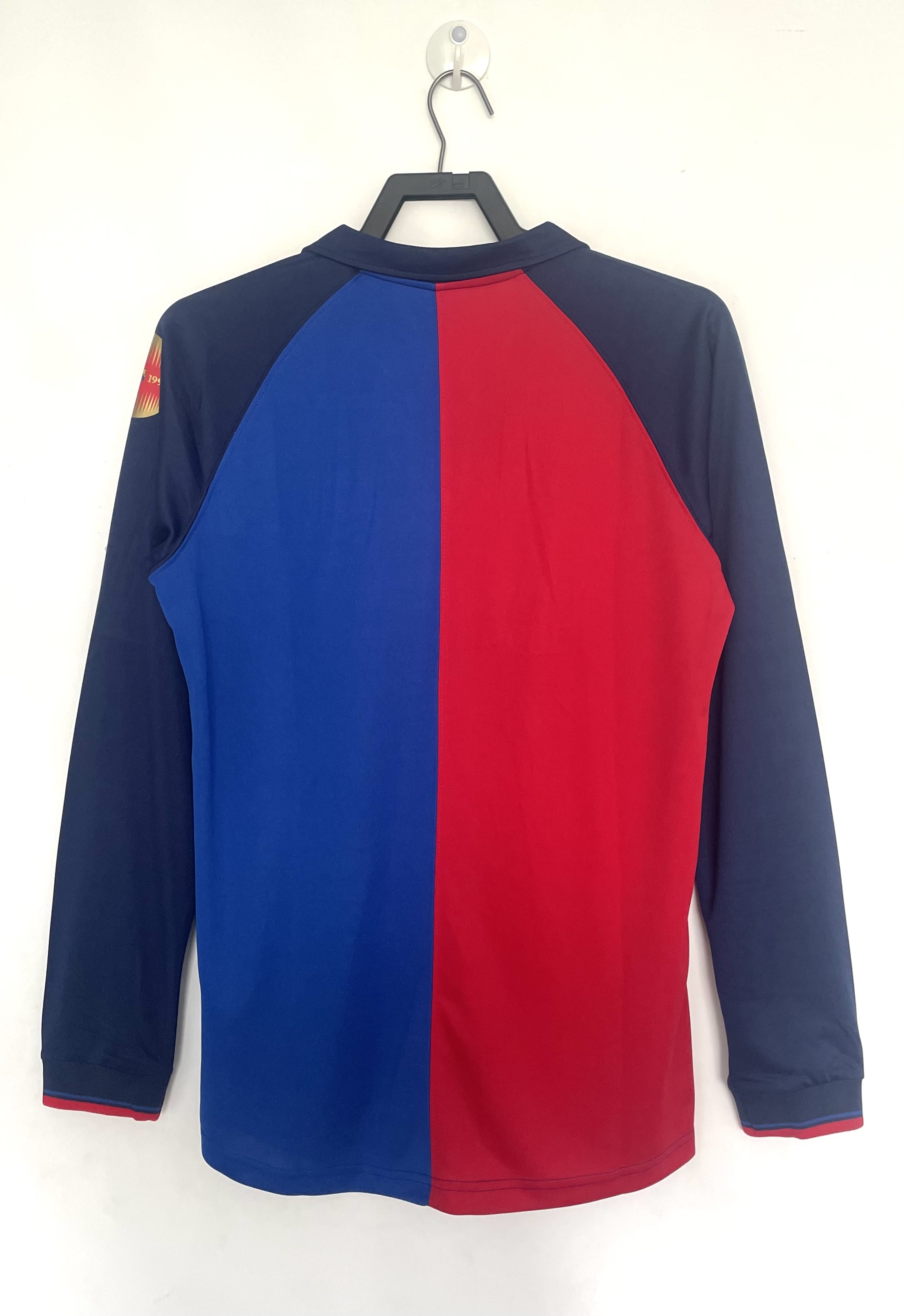 1899/1999 Barcelona  home long sleeves Retro Football Shirt