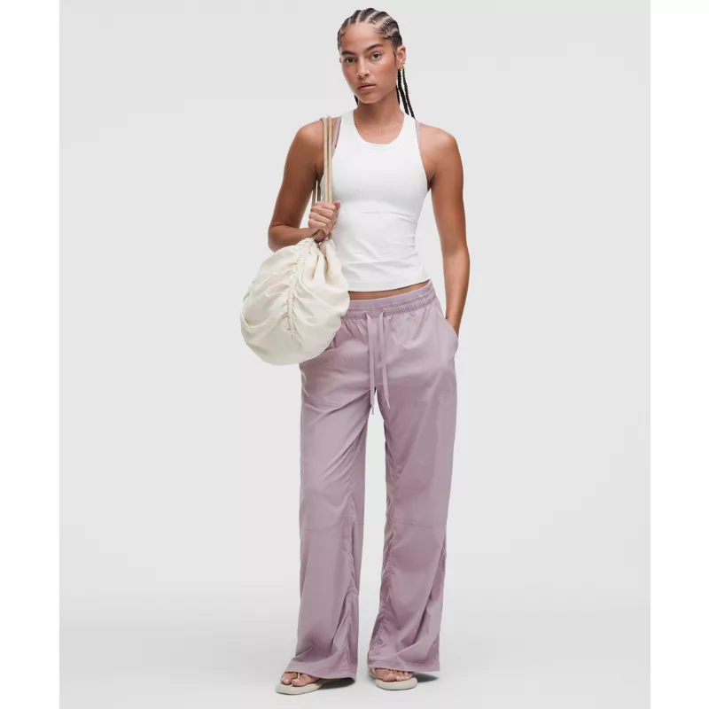 Dance Studio Evolve Low-Rise Oversized Pant Short