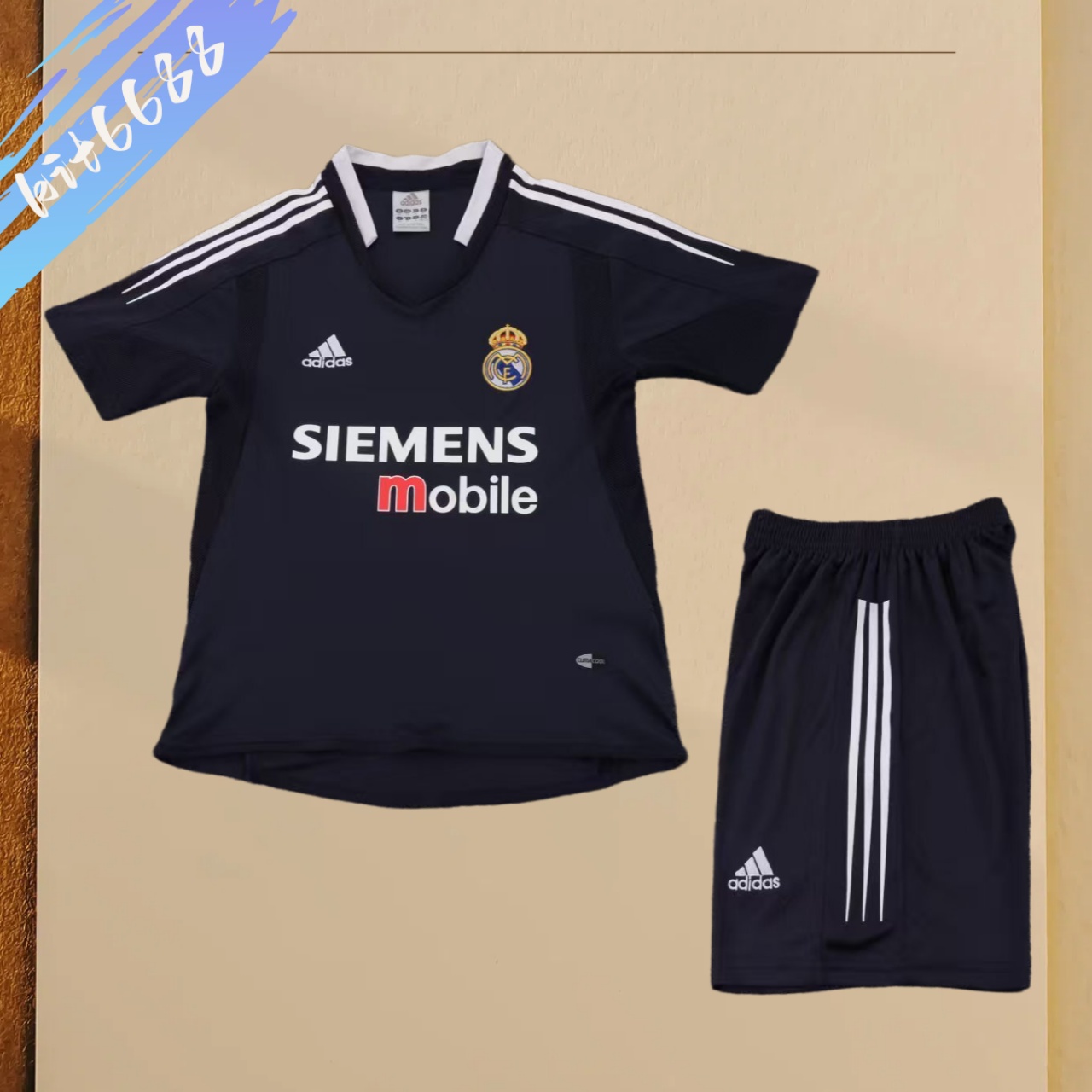 2004/2005 Real Madrid  Away Retro Kids Set
