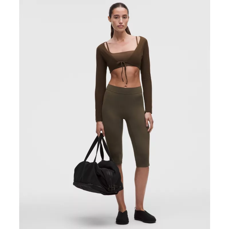 Groove High-Rise Notched-Hem Crop 15