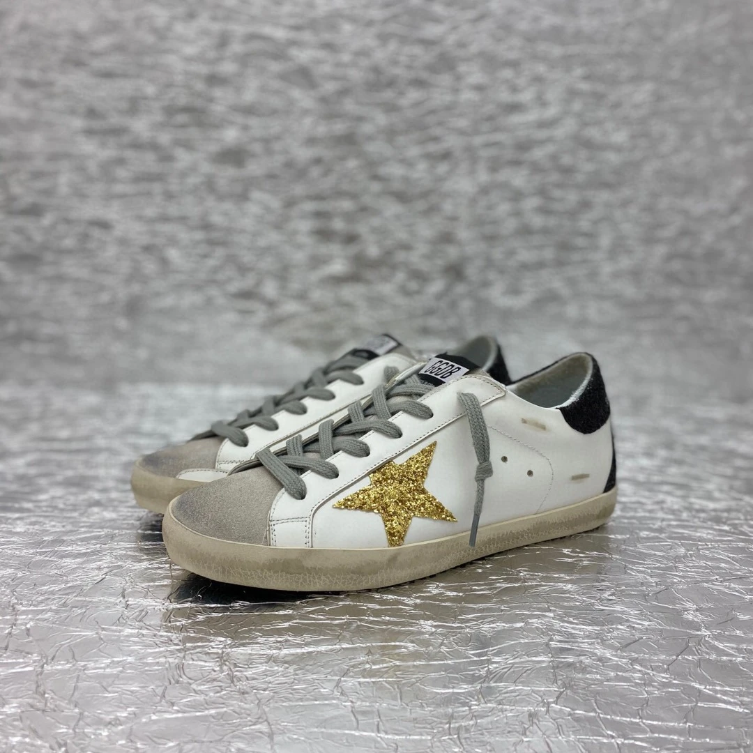 Golden Goose Super Star Dirty shoes made of top-grain cowhide
