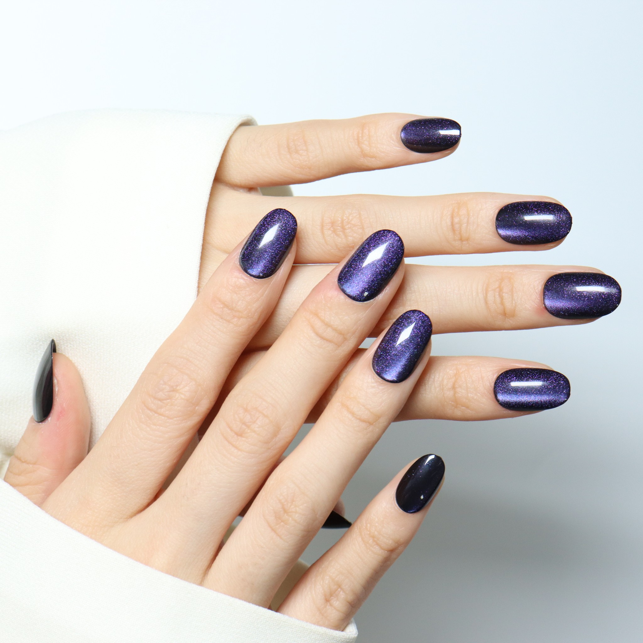 Galaxy Purple Cat Eye Press On Nails Wear Effect