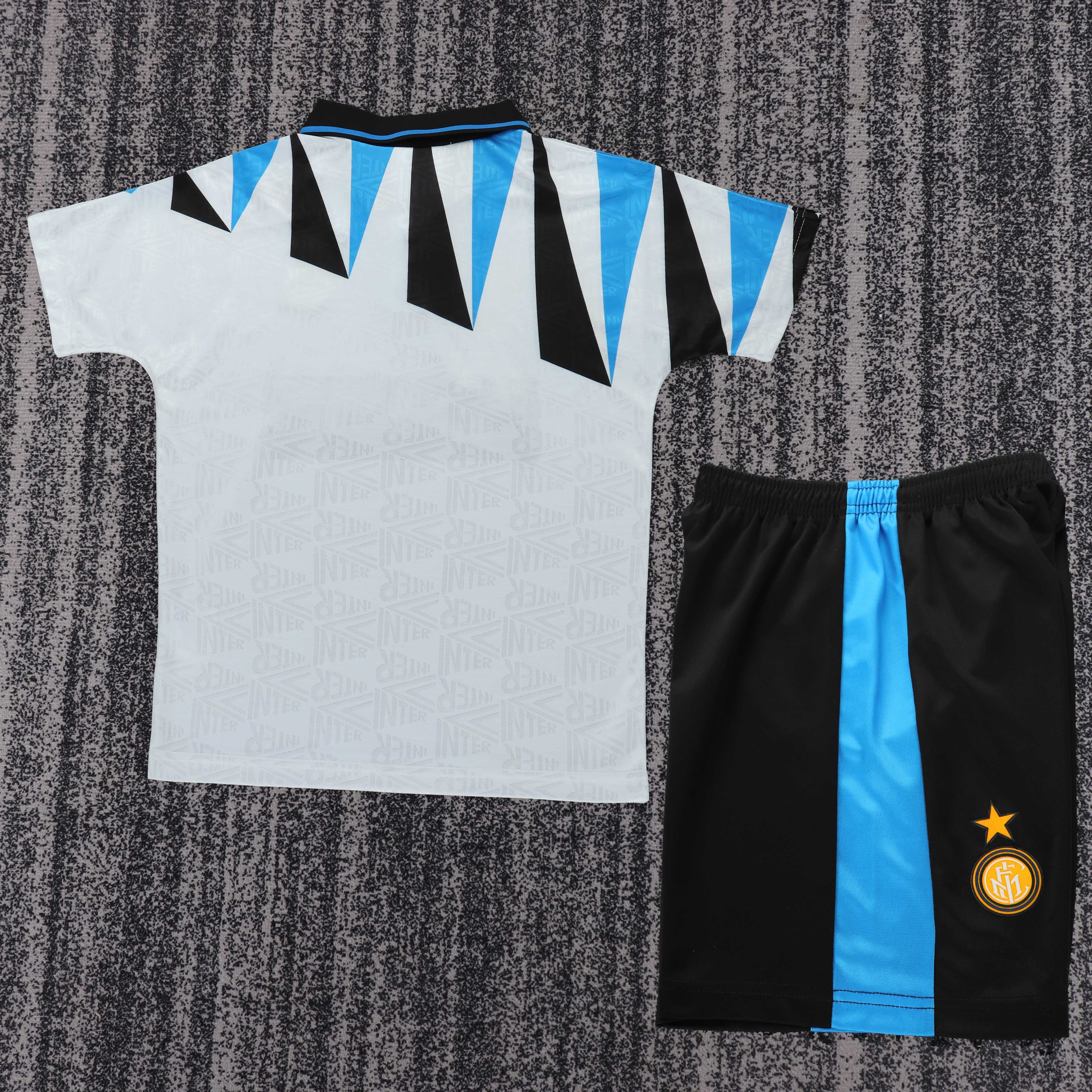 1992/1993 Inter Milan Away Retro Football Shirt Kids Kit