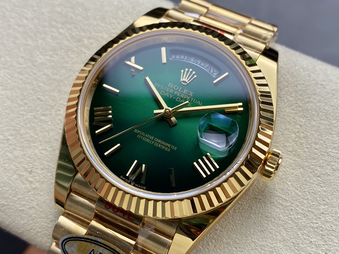 Rolex Day Date 40 Yellow Gold Green Ombre Dial M228238 0069 Replica